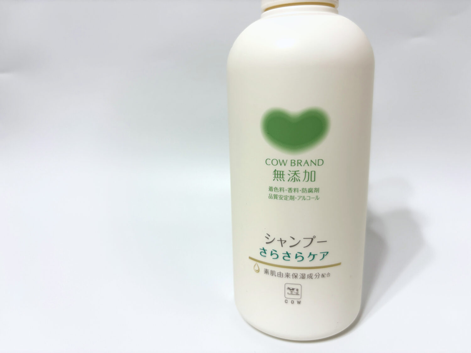 カウブランド無添加シャンプー さらさらケア 斜め