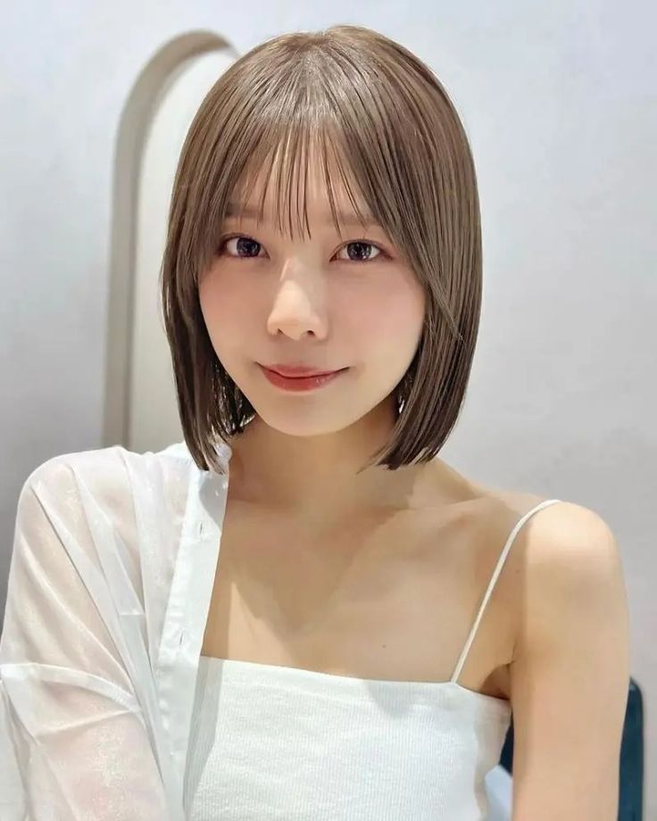 切りっぱなしボブが似合う人の特徴毛量少なめ